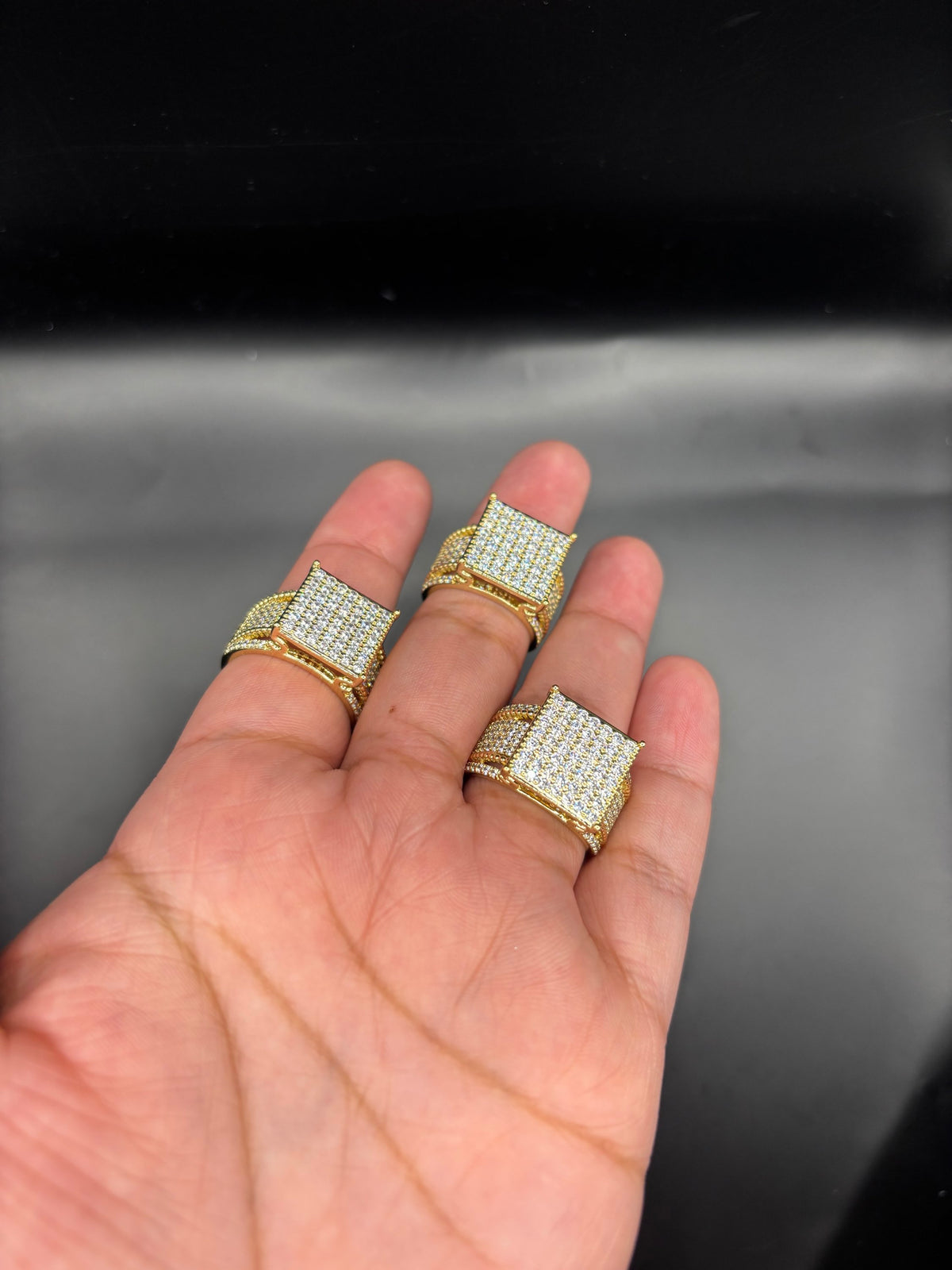 Square radiant men ring  image 2